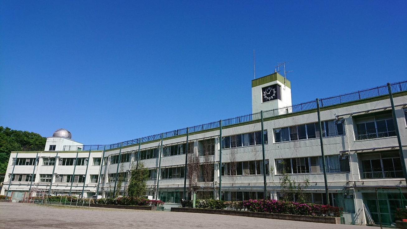 103 校舎(グラウンドから)⑫.JPG